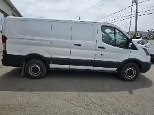 2016 Ford Transit fourgon utilitaire T-250 toit bas 130 po PNBV - Photo 6
