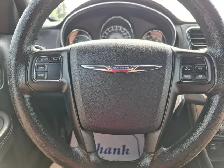 2014 Chrysler 200 - Photo 4