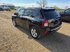 2016 Jeep Compass - Photo 2
