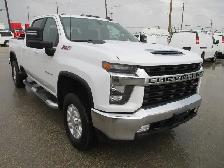 2021 Chevrolet Silverado 2500 4WD Crew Cab 159' LT - Photo 3
