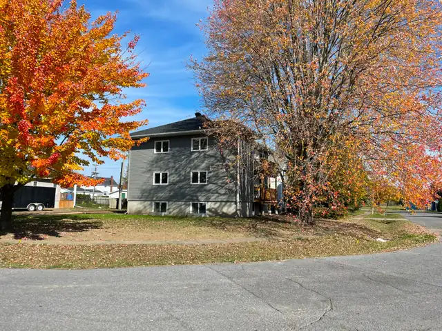 2 Bedroom unit Iroquois, South Dundas