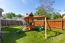OPEN HOUSE! Tastefully remodelled 4bdrm move-in-ready bungalow! - Photo 10