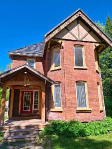 Home For Sale 4 Beds, 3 Baths w/legal apartment