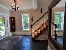 Home For Sale 4 Beds, 3 Baths w/legal apartment - Photo 4