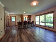 Home For Sale 4 Beds, 3 Baths w/legal apartment - Photo 22
