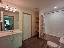 Home For Sale 4 Beds, 3 Baths w/legal apartment - Photo 25