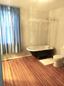 One Bedroom in the Old East Village - Photo 8