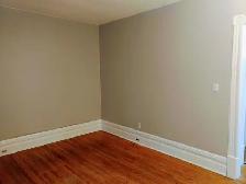 One Bedroom in the Old East Village - Photo 12