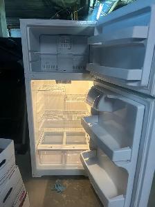 clean fridge - Photo 2