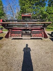 Case International Swather - Photo 3