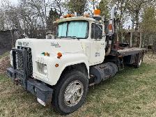 Unreserved Collector Tractor Auction June 5-9 - Photo 6