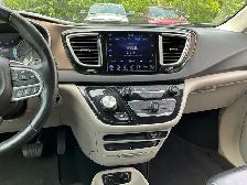 2017 Chrysler Pacifica Touring-L Plus |Adv Safety |Panoroof |AS - Photo 10
