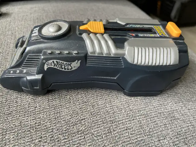 Vintage 1998 Hot Wheels Power Launcher – Portable Track