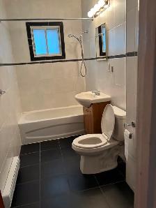Metro Monk, 4 1/2, 2ieme etage, grand balcon - Photo 3