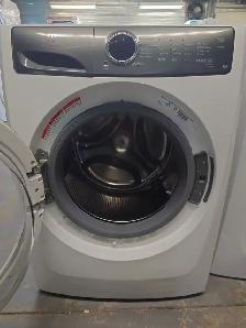 Electrolux '27' White Front Load Washer / Dryer Set on Sale‼️ - Photo 5