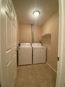 3 Bed 2 Bath Half Duplex w/ Garage For Rent - Photo 8