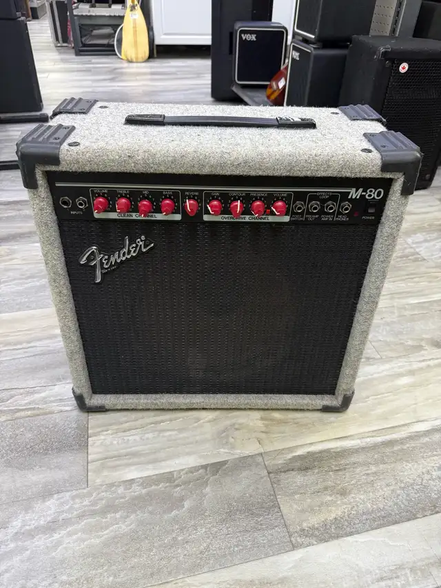 Fender M-80 2 Channel Guitar Amplifier