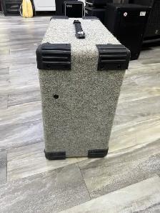 Fender M-80 2 Channel Guitar Amplifier - Photo 4