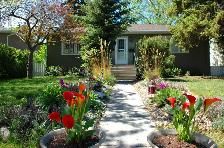 5 BD House for Rent close to DT, LRT, SAIT, UfC, FH Hospital