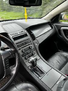 2011 Ford Taurus Limited AWD – Mechanic Special / Parts Car - Photo 6