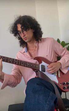 Guitar Lessons At Home - Photo 3