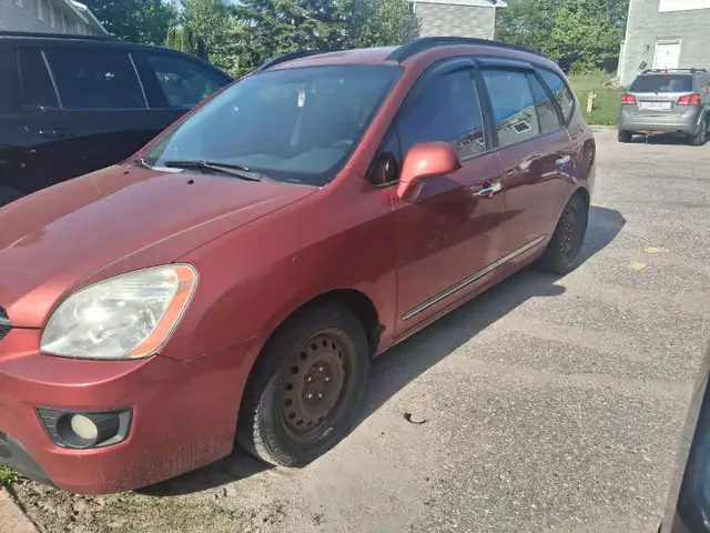 2008 KIA RONDO - AS IS $450