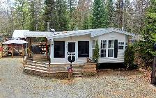 4-Season Furnished Algonquin-Area Cottage For Rent