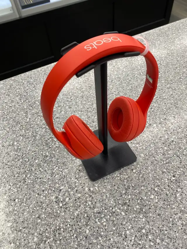 Beats Solo 3 Red
