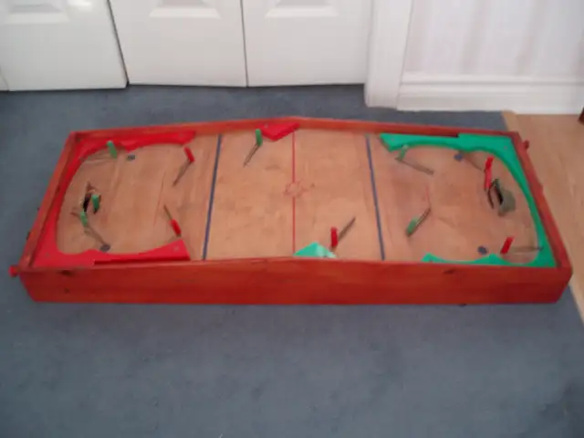 VINTAGE  1940'S HOCKEY GAME - MUNRO