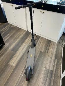 Segway Ninebot G30p - Photo 2