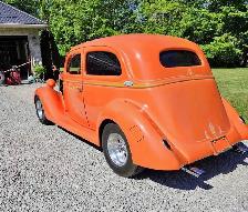 Collectors look here! Offering up 2 One-of-a-kind Classics!! - Photo 2