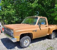 Collectors look here! Offering up 2 One-of-a-kind Classics!! - Photo 4
