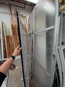 Translucent Wall - Photo 2