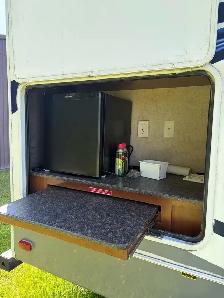 33ft 2012 North Trail Trailer - Photo 3