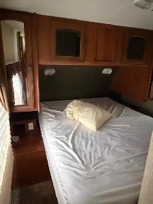 33ft 2012 North Trail Trailer - Photo 9