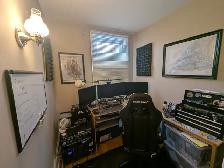 1 Bed   Den in Hintonburg/Wellington Village/Parkdale - Photo 2