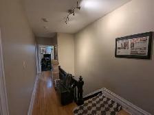 1 Bed   Den in Hintonburg/Wellington Village/Parkdale - Photo 5