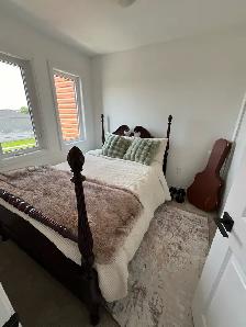 3 bed 1 bath townhome (Barrie) - Photo 4