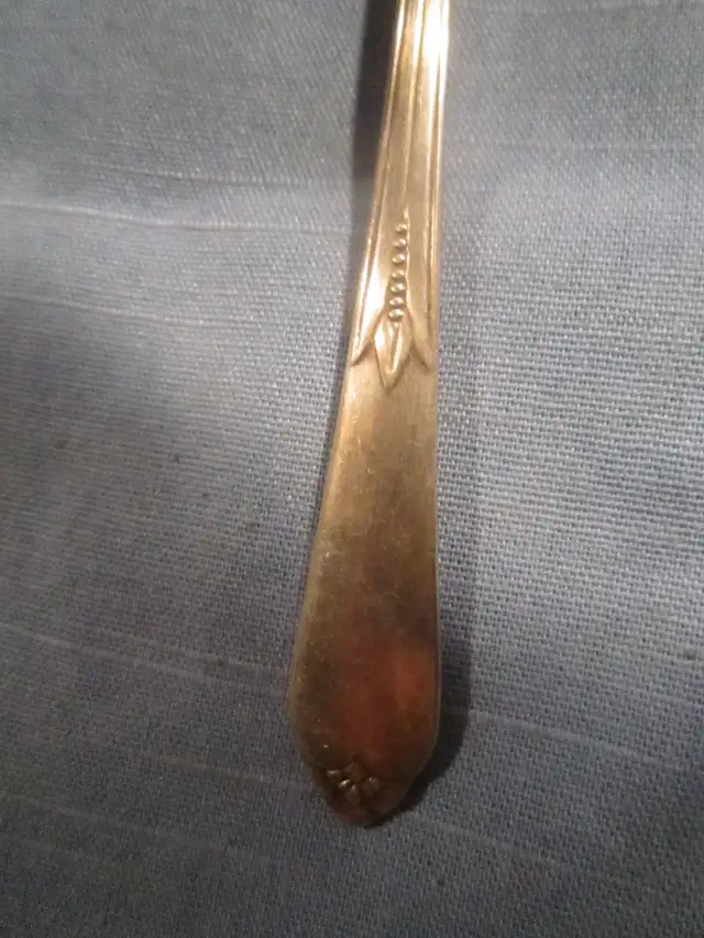 #1-282   1933 INSPIRATION silverware set for 6