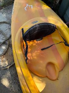 Pelican Kayak and Paddle - Photo 2