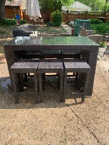 Outdoor Bar Set