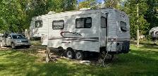 1999 Jayco Eagle 5th Wheel - Photo 2