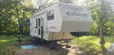 1999 Jayco Eagle 5th Wheel - Photo 4
