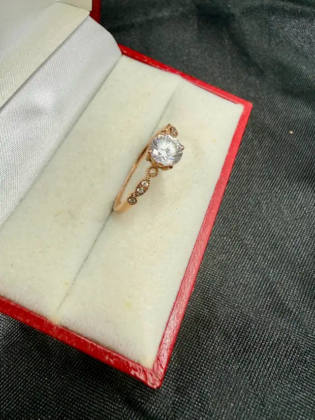 Women's 14K Rose Gold Ring with Cubic Zirconia~Size 7