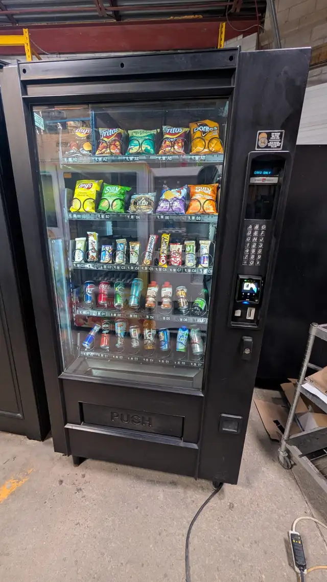 Combo Vending Machine   Card Reader
