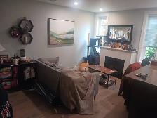 1 bedroom 2-level full-furnished suite with amenities - Photo 3