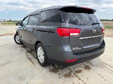 Kia Sedona - Photo 5