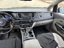 Kia Sedona - Photo 7