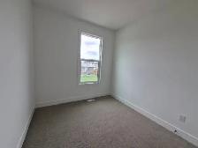 BEAUTIFUL NEWLY BUILT 3-BEDROOM TOWNHOMES FOR RENT IN EDMONTO - Photo 10