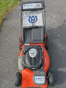 TONDEUSE HUSQVARNA 21 POUCES  A PROPULSION - Photo 2